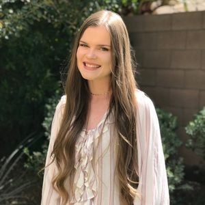 Meet your Posher, Darcy